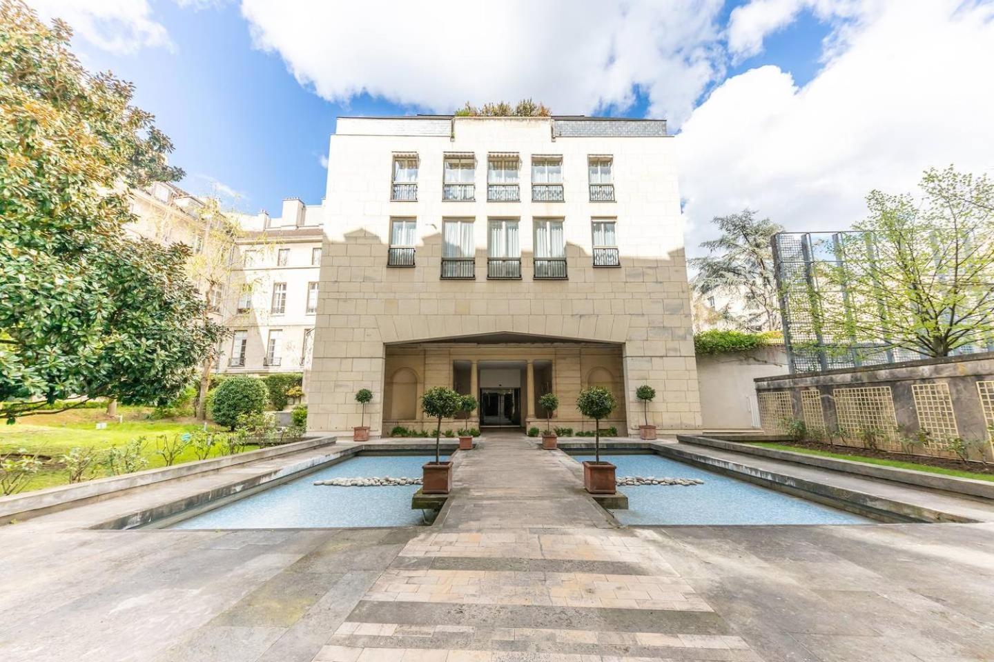 Home In Paris Marais Elegant Flat In Old París Exterior foto